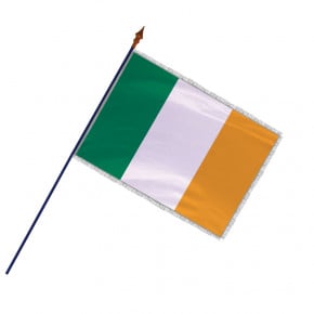 Drapeau Irlande avec hampe, franges et galon argent | MACAP