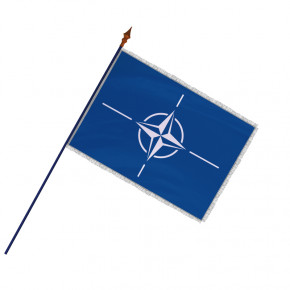 Drapeau de l'OTAN : avec hampe en bois - frange filée argent galon argent - MACAP