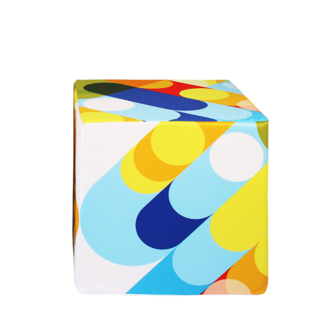Cube pouf (face)