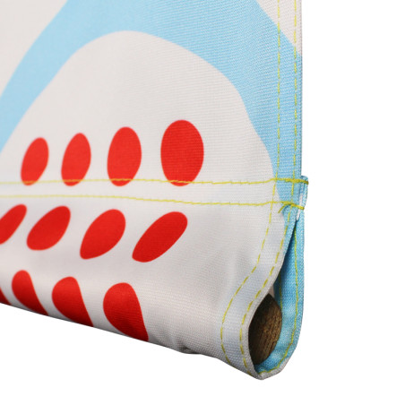 Gros plan Kakémono Suspendu (fixation barre de suspension en bois) avec fourreau bas - MACAP