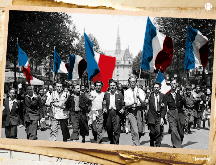 Lors de la libération de la France le 8 mai 1945, les drapeaux français fleurissent