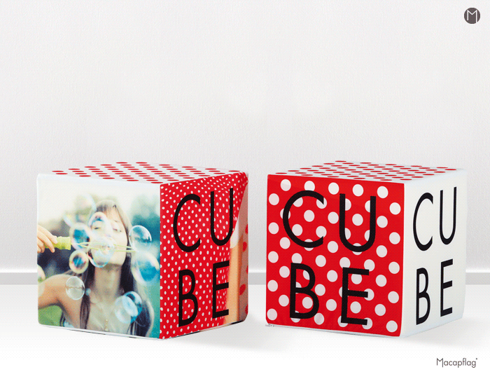 Le pouf cube personnalisé, un cube en mousse habillé à vos couleurs