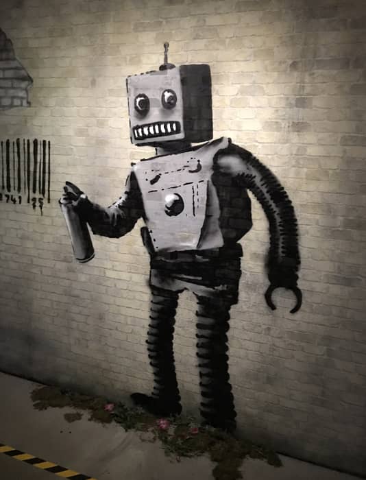 Banksy robot à la bombe