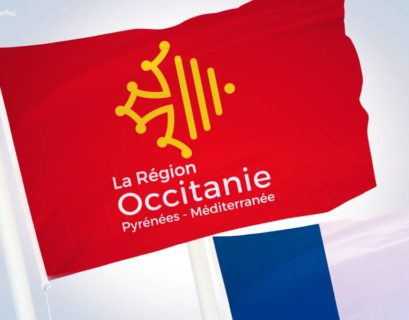 Drapeau région Occitanie et drapeau France