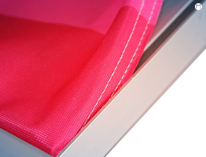 Textile imprimé inséré dans un cadre alu