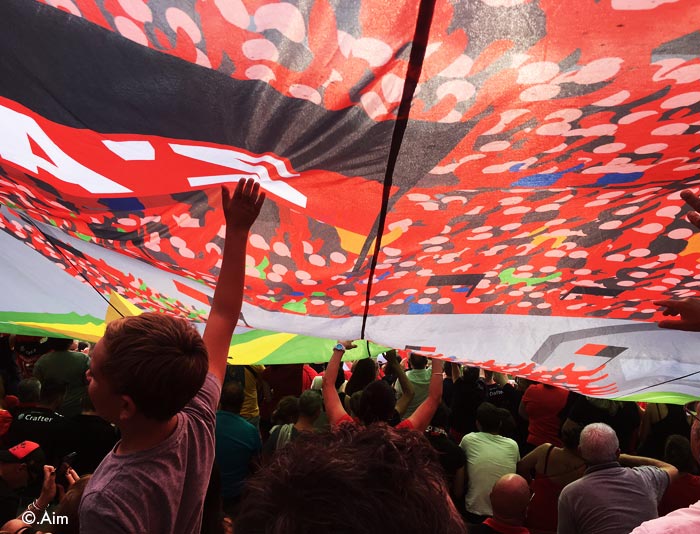 drapeau supporter géant pour tribune de stade